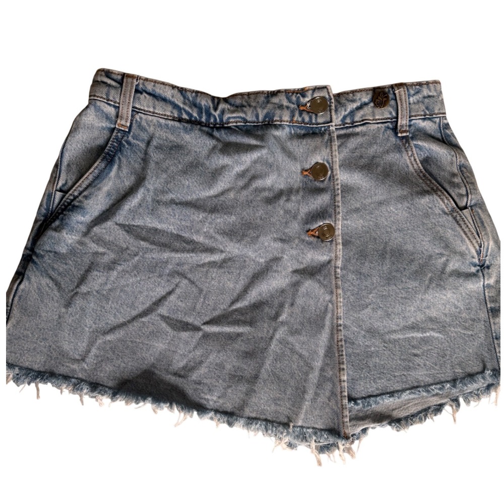 Zara Womens Light Wash‎ Denim Skort Wrap Front Button Frayed Hem Blue Size Small